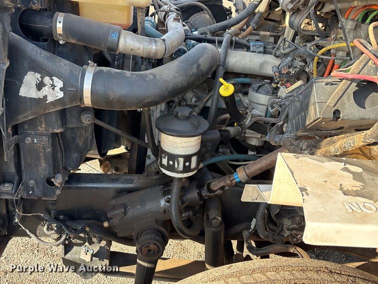 image for item EA7825 2007 International SF637 dump truck