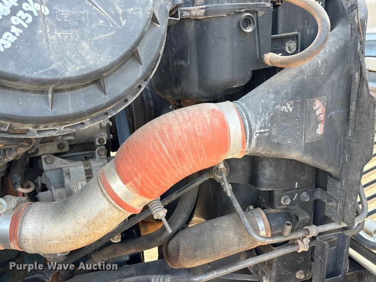 image for item EA7825 2007 International SF637 dump truck