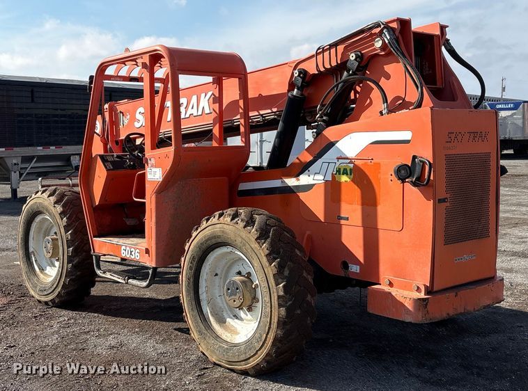 image for item EA7830 2006 JLG Skytrak telehandler