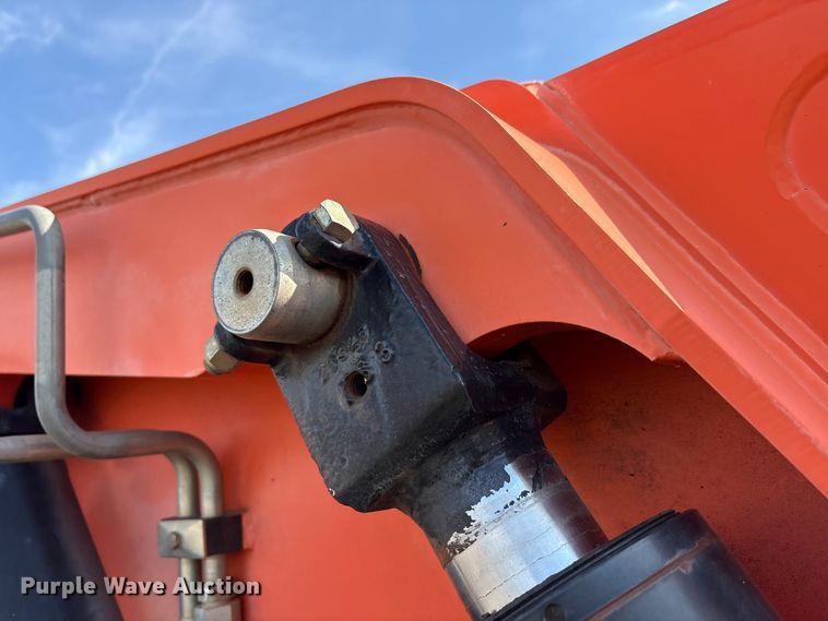 image for item EA7830 2006 JLG Skytrak telehandler