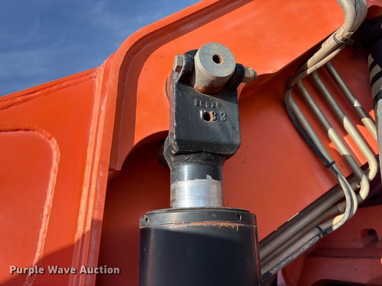 image for item EA7830 2006 JLG Skytrak telehandler