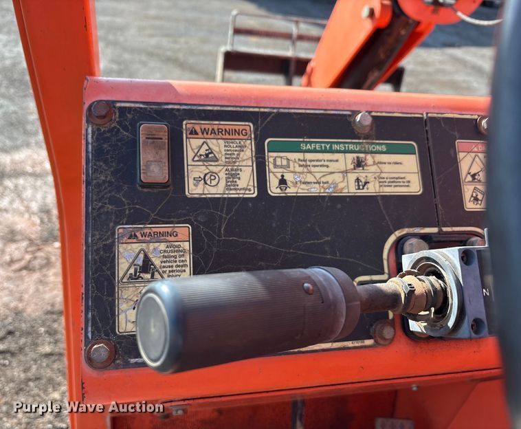 image for item EA7830 2006 JLG Skytrak telehandler