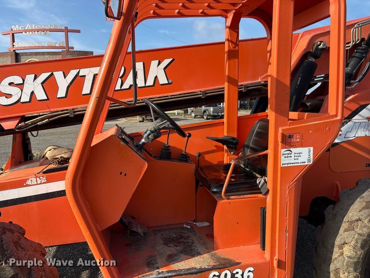 image for item EA7837 2007 JLG Skytrak 6036 telehandler