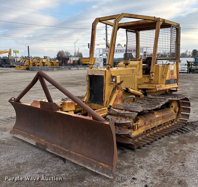 image for item EA7838 1987 Caterpillar D3B dozer