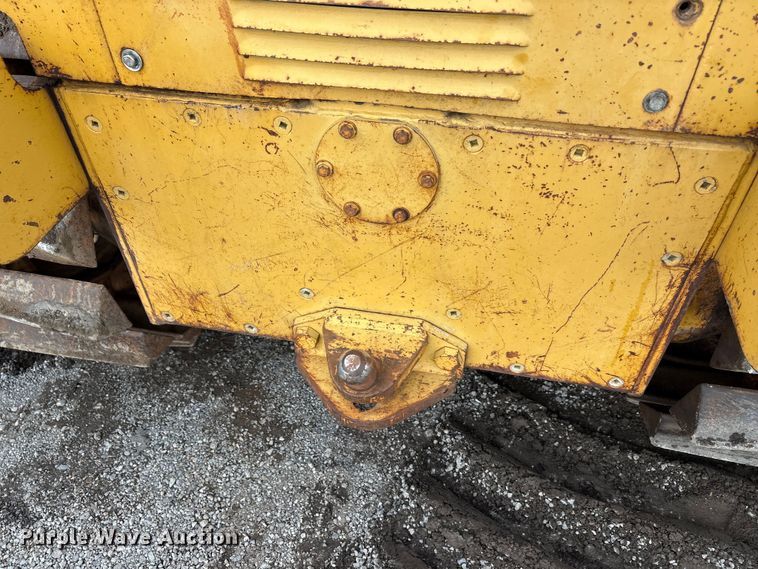 image for item EA7838 1987 Caterpillar D3B dozer