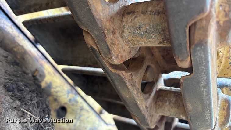 image for item EA7838 1987 Caterpillar D3B dozer