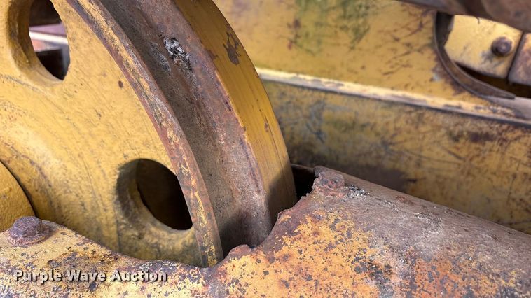 image for item EA7838 1987 Caterpillar D3B dozer