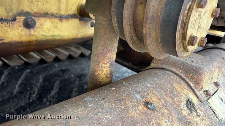 image for item EA7838 1987 Caterpillar D3B dozer