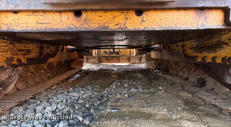 image for item EA7840 John Deere 700H dozer