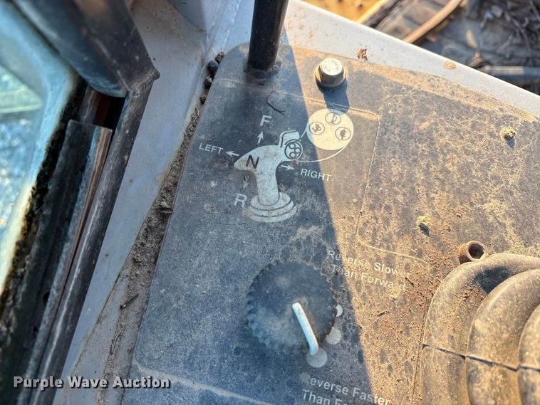 image for item EA7840 John Deere 700H dozer