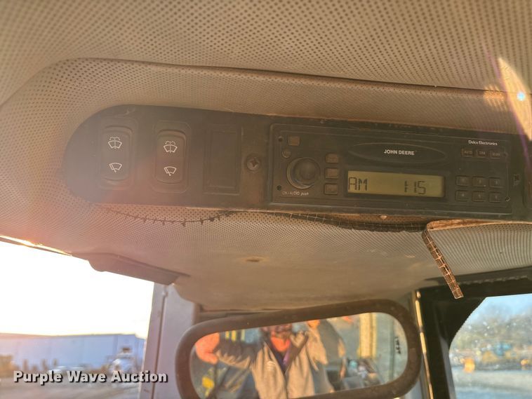 image for item EA7840 John Deere 700H dozer