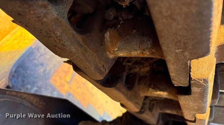 image for item EA7840 John Deere 700H dozer