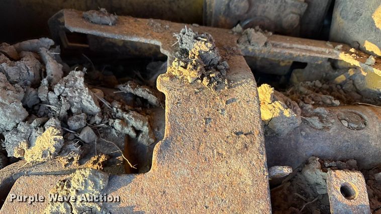 image for item EA7840 John Deere 700H dozer