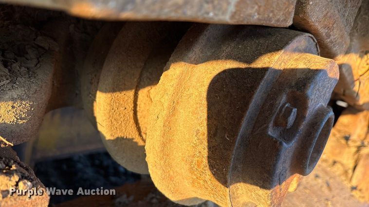 image for item EA7840 John Deere 700H dozer