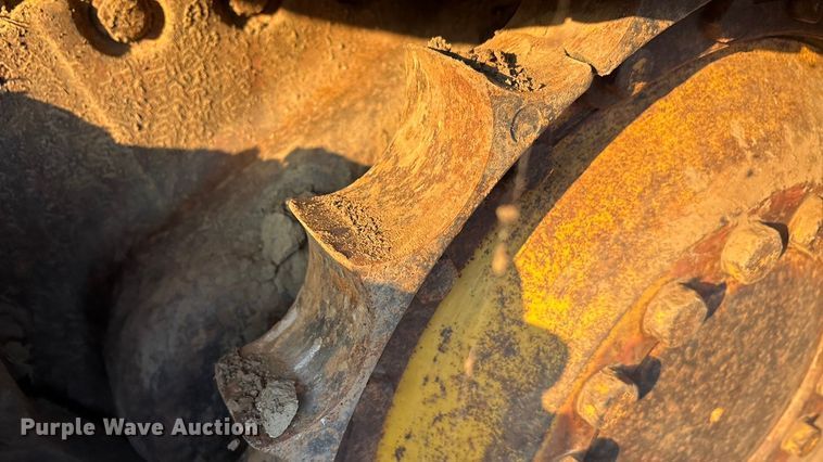 image for item EA7840 John Deere 700H dozer