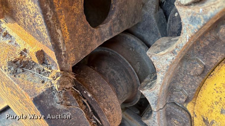 image for item EA7840 John Deere 700H dozer