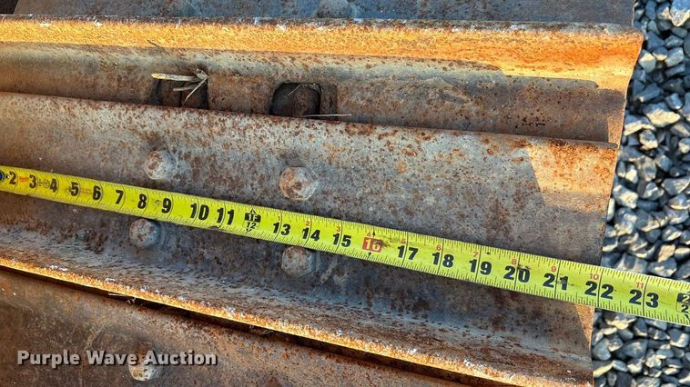 image for item EA7840 John Deere 700H dozer