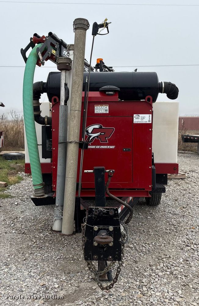 image for item EA7852 2021 Ring-O-Matic 850 HI CFM vacuum excavator