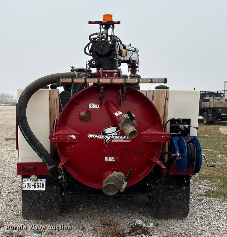 image for item EA7852 2021 Ring-O-Matic 850 HI CFM vacuum excavator