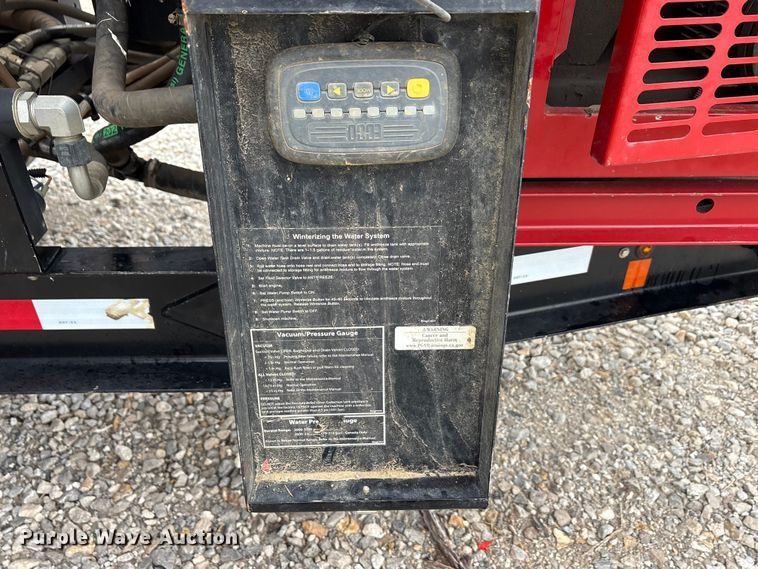 image for item EA7852 2021 Ring-O-Matic 850 HI CFM vacuum excavator