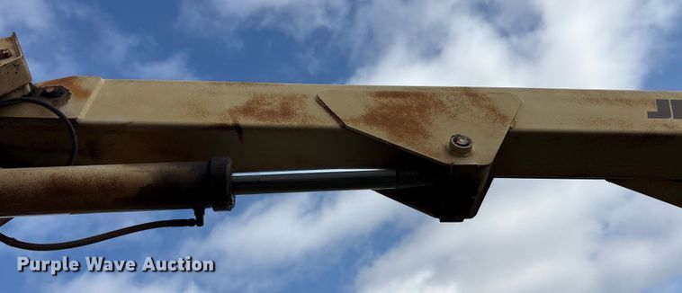 image for item EA7878 JLG 40HA boom lift