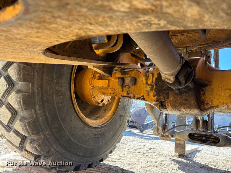 image for item EA7910 2006 Volvo L60E wheel loader