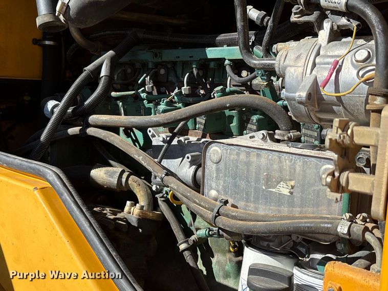 image for item EA7910 2006 Volvo L60E wheel loader