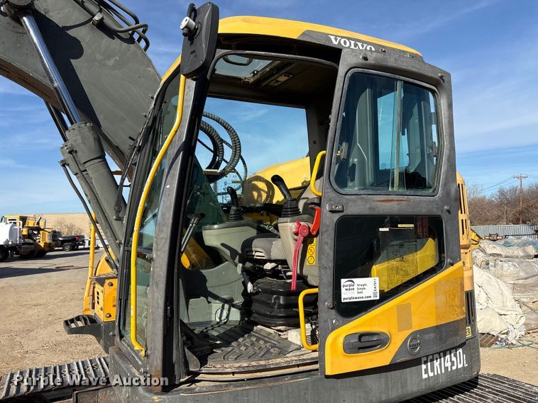 image for item EA7911 Volvo ECR145DL excavator