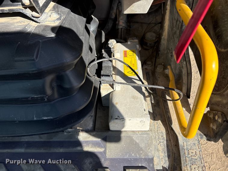 image for item EA7911 Volvo ECR145DL excavator