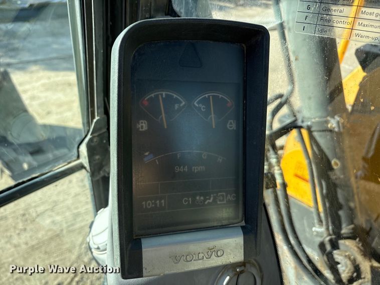 image for item EA7911 Volvo ECR145DL excavator