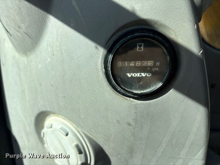 image for item EA7911 Volvo ECR145DL excavator