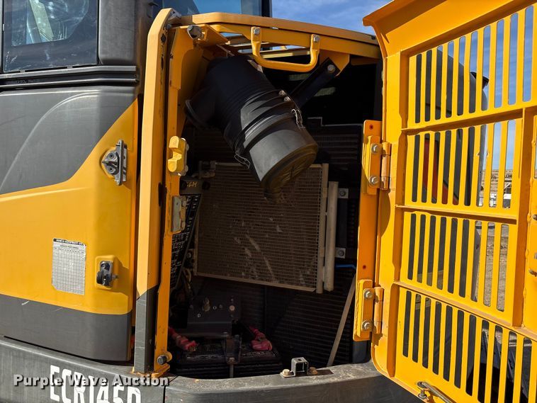 image for item EA7911 Volvo ECR145DL excavator