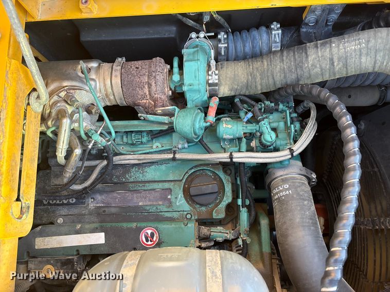 image for item EA7911 Volvo ECR145DL excavator