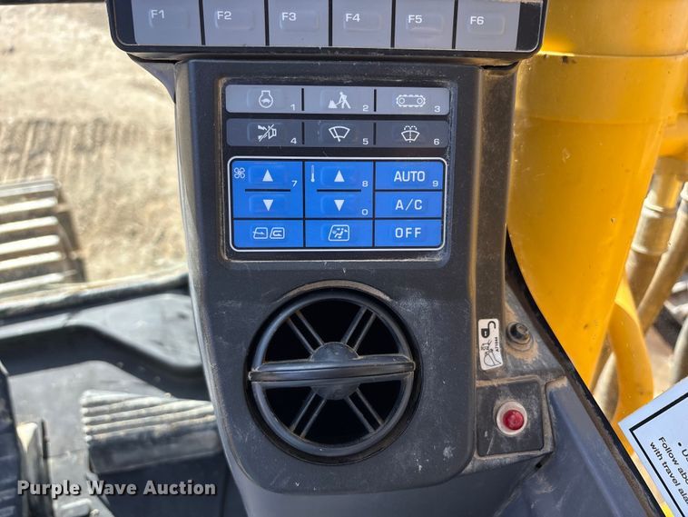 image for item EA7912 2018 Komatsu PC360LC excavator