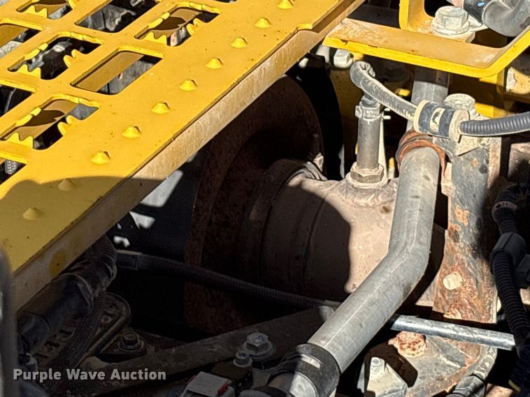 image for item EA7912 2018 Komatsu PC360LC excavator