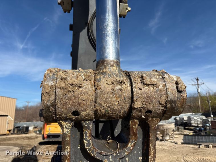 image for item EA7913 2020 Volvo EC250ELR excavator