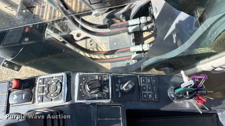 image for item EA7913 2020 Volvo EC250ELR excavator