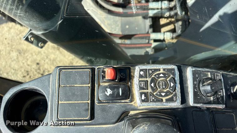 image for item EA7913 2020 Volvo EC250ELR excavator