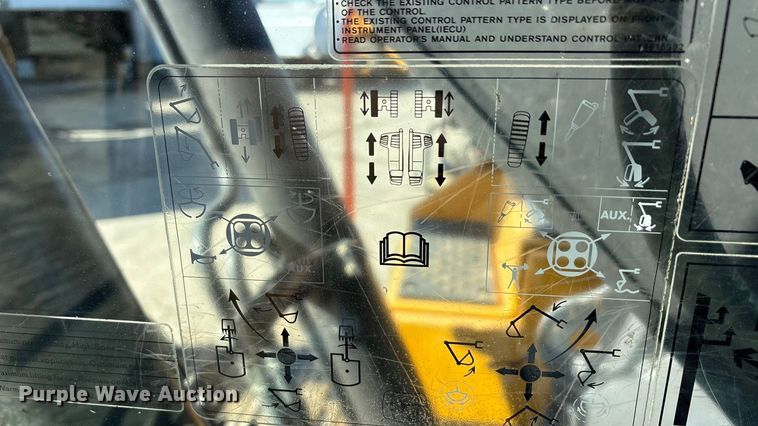 image for item EA7913 2020 Volvo EC250ELR excavator