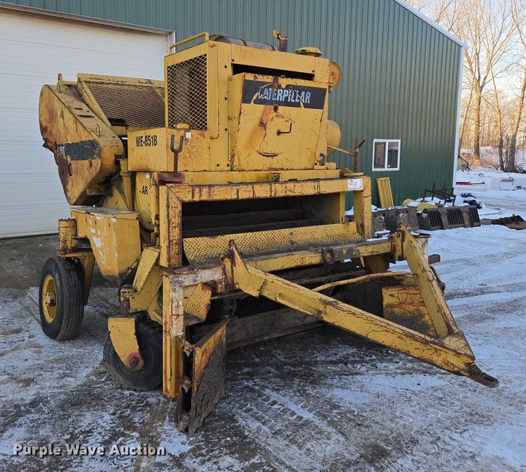 image for item EB1205 Caterpillar WE-851B windrower