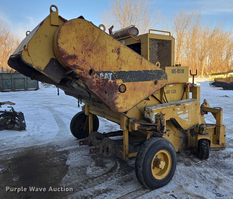 image for item EB1205 Caterpillar WE-851B windrower