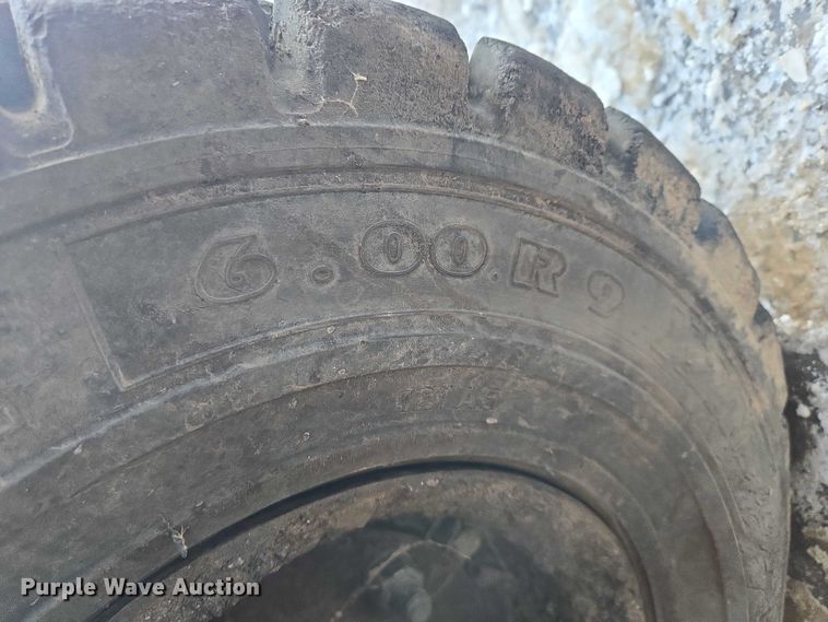 image for item EB1205 Caterpillar WE-851B windrower