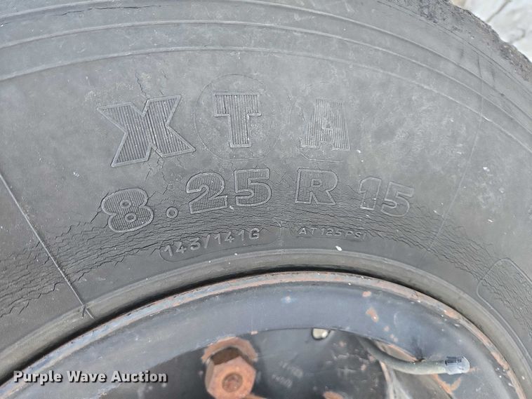 image for item EB1205 Caterpillar WE-851B windrower