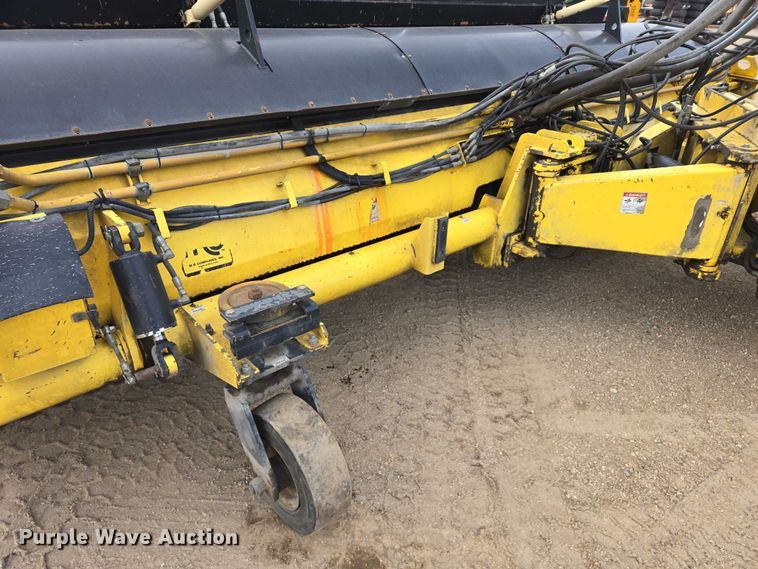 image for item EB1207 2005 MB Companies Oshkosh HB2723 street sweeper truck