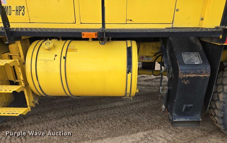 image for item EB1207 2005 MB Companies Oshkosh HB2723 street sweeper truck