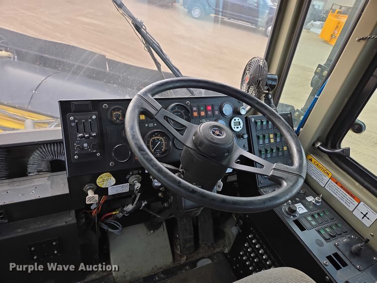 image for item EB1207 2005 MB Companies Oshkosh HB2723 street sweeper truck