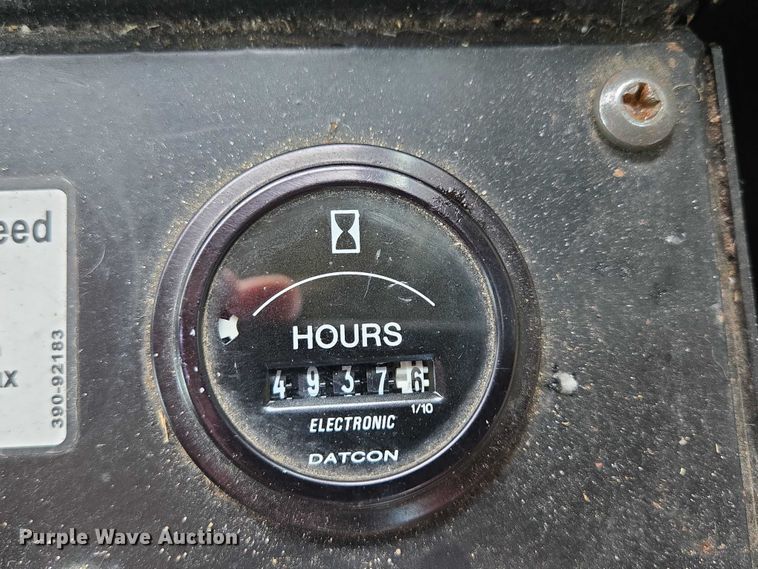 image for item EB1207 2005 MB Companies Oshkosh HB2723 street sweeper truck