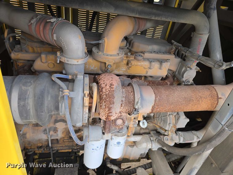 image for item EB1207 2005 MB Companies Oshkosh HB2723 street sweeper truck