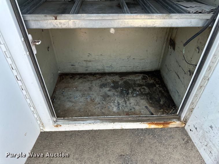 image for item EB2814 1999 Ford F550 utility / service truck