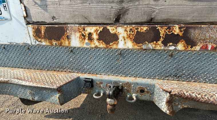 image for item EB2814 1999 Ford F550 utility / service truck